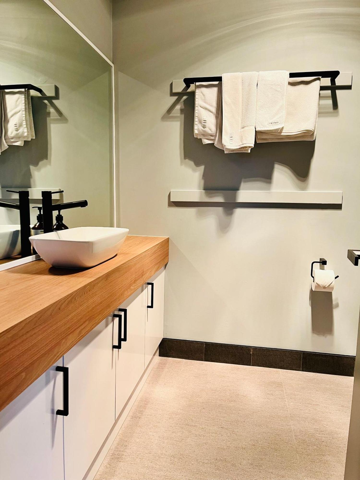 Marengo Beach Studios- Pet Friendly Luaran gambar
