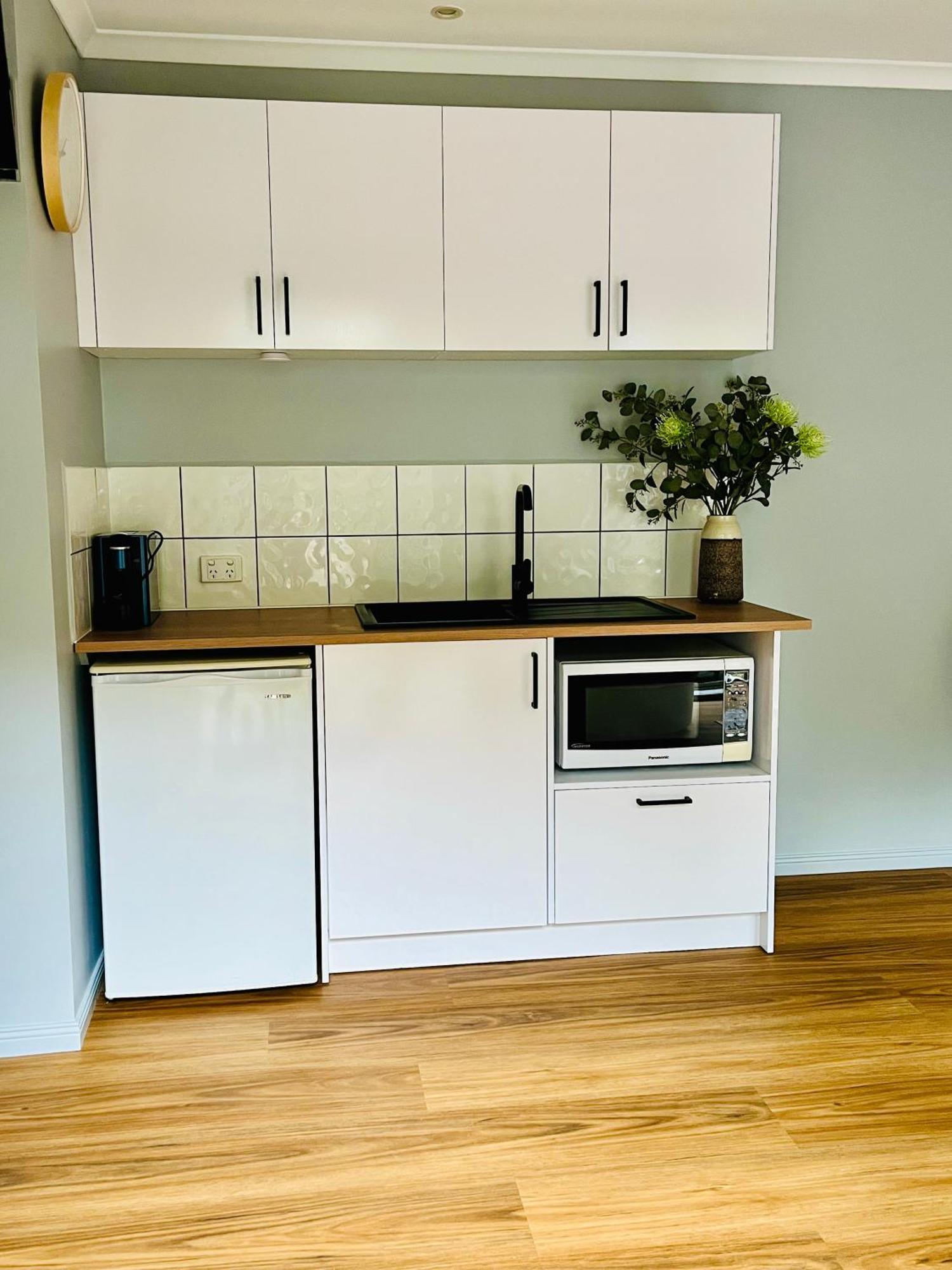Marengo Beach Studios- Pet Friendly Luaran gambar